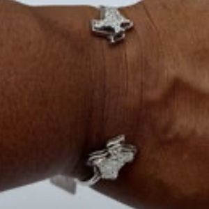 Bracelet cuff with Sparkly Texas Shaped detailing